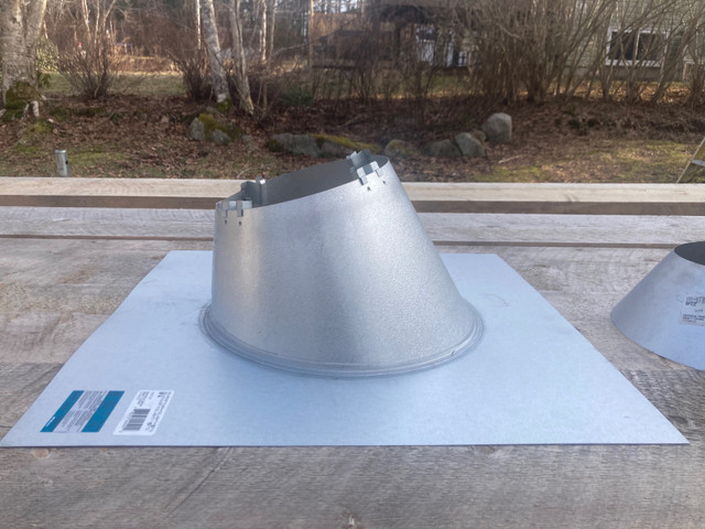 Stainless chimney flashing kit in Roofing in City of Halifax - Image 4
