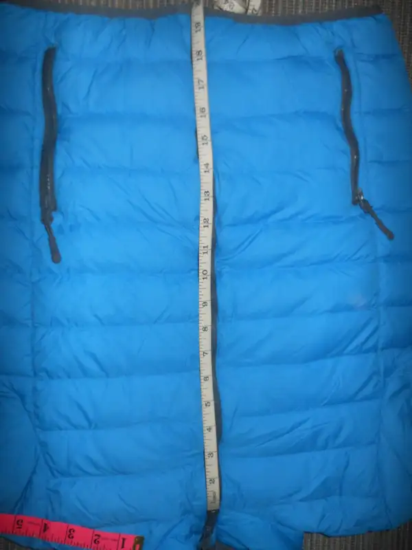 Down Jacket in Kids & Youth in City of Montréal - Image 6