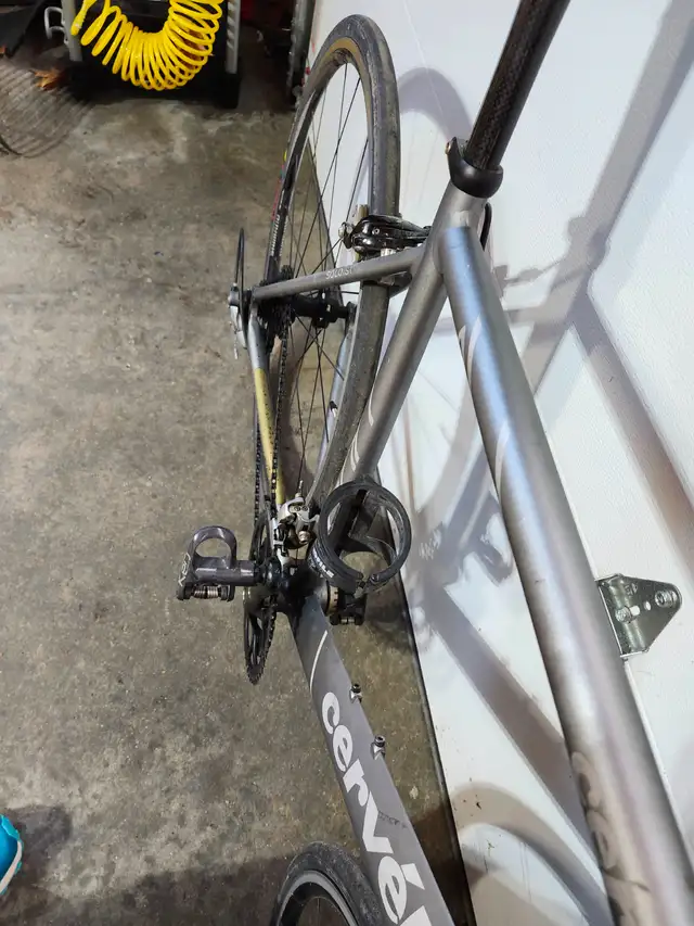 Cervelo Road Bike Grey, Carbon in Road in Kingston - Image 6