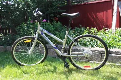 Women's / Teenager Beautiful Mountain Bike "Supercycle"- 26 inch, View more