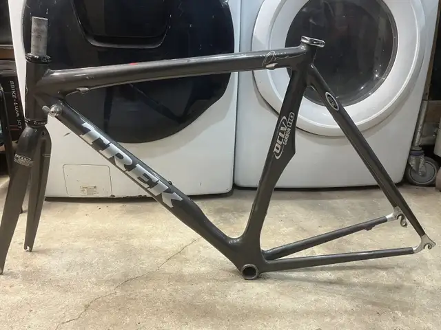 21 inch trek oclv 110 carbon frame/forks in Frames & Parts in City of Toronto - Image 6