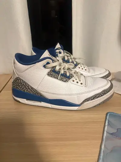 Jordan 3 wizard blue pre owned size 11, View more