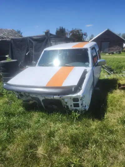 Got bunch of parts and frame engine tanny and a solid front axle that could be used would like to se...