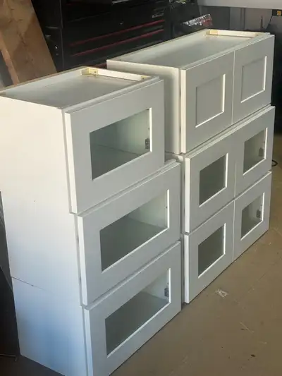 cabinets total, 5 with glass fronts , 3 are 30” x 12”, 2 are 21” x 12” and 1 is 18”x 12. These are b...