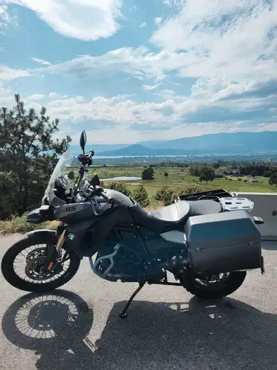 BMW F800GS FOR SALE 2009 96k kms BIKE IS EQUIPPED WELL AND RUNS WELL LOW HYPERPRO SUSPENSION JESSE L...