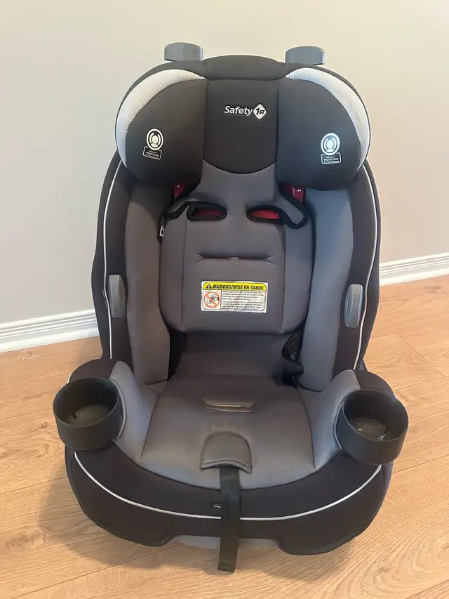 Safety 1st Grow and Go All-in-One Convertible Car Seat