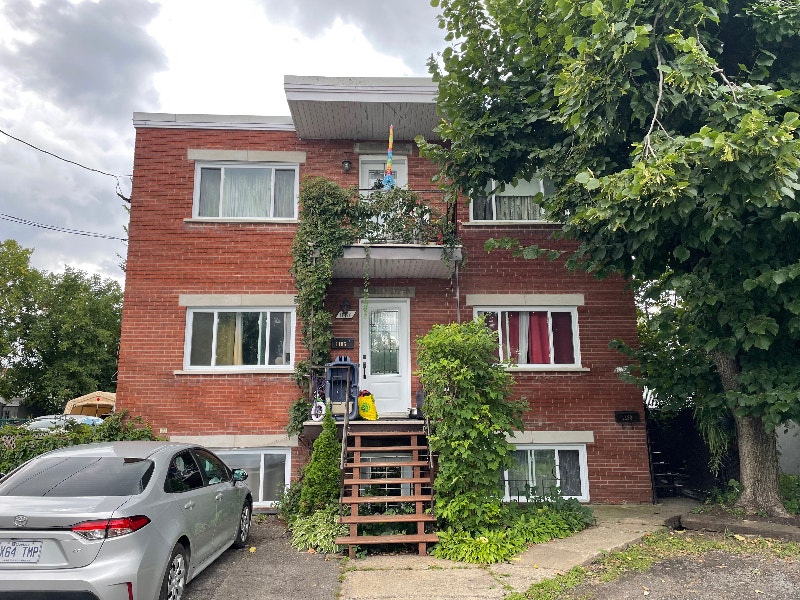 Magnifique appartement 3 1/2 à louer Locations longue durée