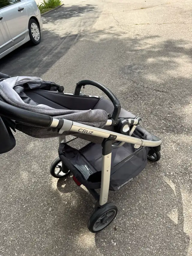 Uppababy Cruz Stroller in Strollers, Carriers & Car Seats in Mississauga / Peel Region - Image 3