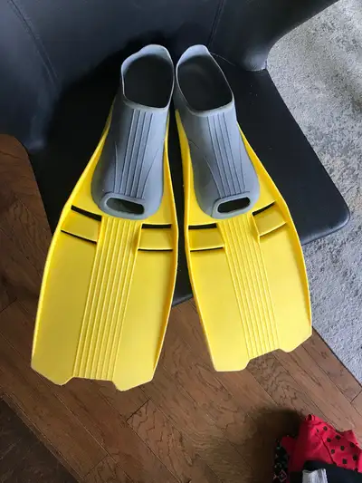 Swimming Fin! In Great Condition! Taiwan made, View more