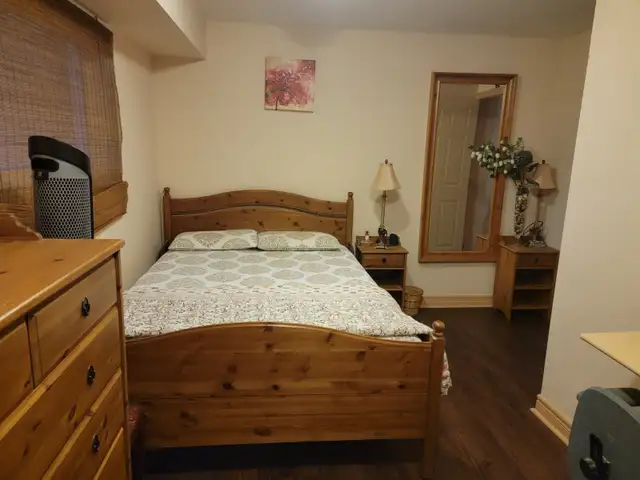 Private room for rent -Short term only in Ontario in Canada - Image 4