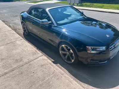 Audi S5 Convertible 2013 couleur noir avec interieur noir en cuir. Acheté en janvier 2023. Conduit s...
