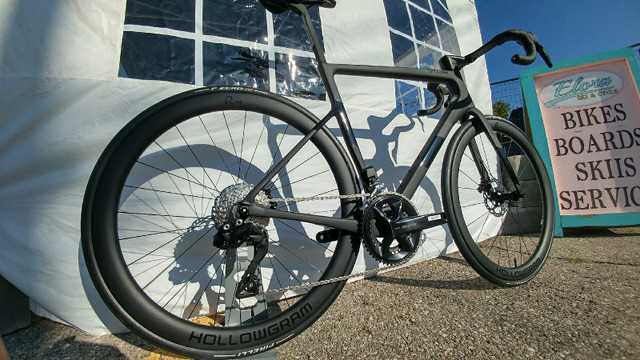 2023 Cannondale SuperSixEvo 105Di2 56cm in Road in Kitchener / Waterloo - Image 2