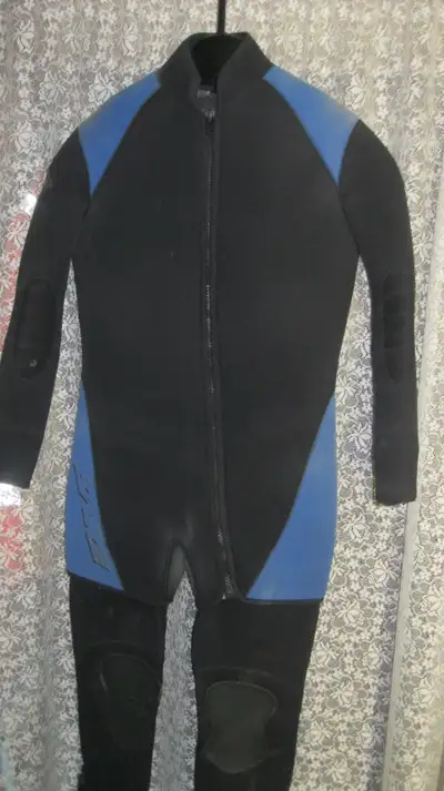 scuba Bare wetsuit, View more