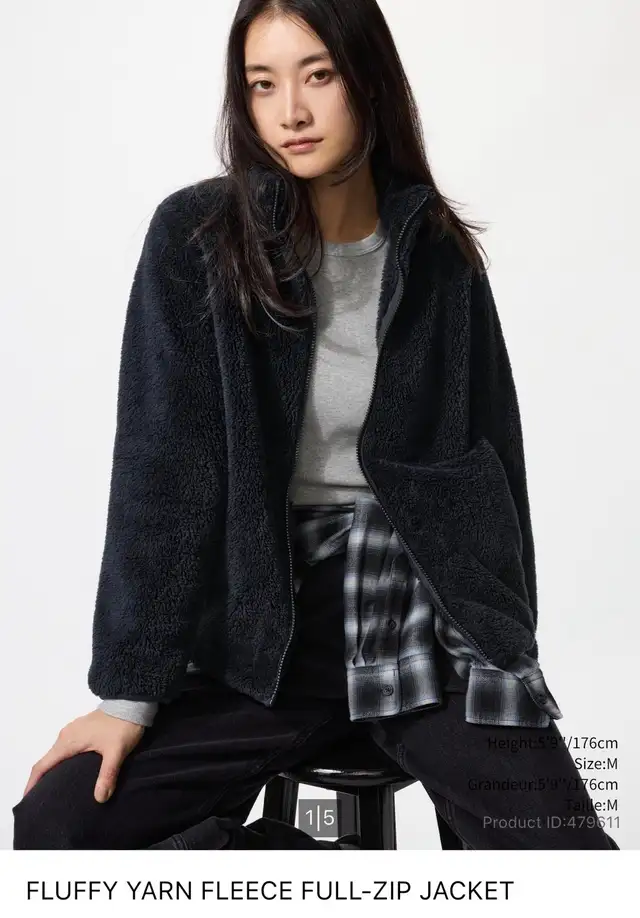 Uniqlo Fleece Jacket in Women's - Tops & Outerwear in Edmonton - Image 2