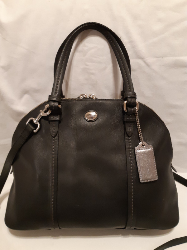 Medium Size Black Authentic Coach Leather Crossbody Bag/Satchel in Women's - Bags & Wallets in City of Halifax