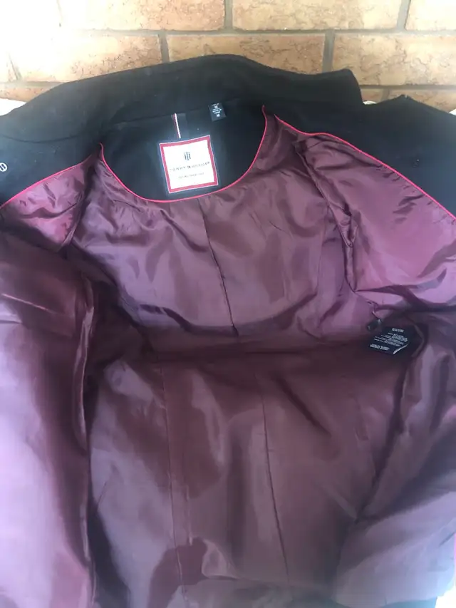 Tommy Hilfiger black car coat in Women's - Tops & Outerwear in Oshawa / Durham Region - Image 6