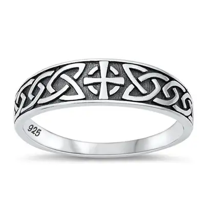 Celtic Cross Ring Unisex, 925 Sterling Silver, Size 10 Great condition.