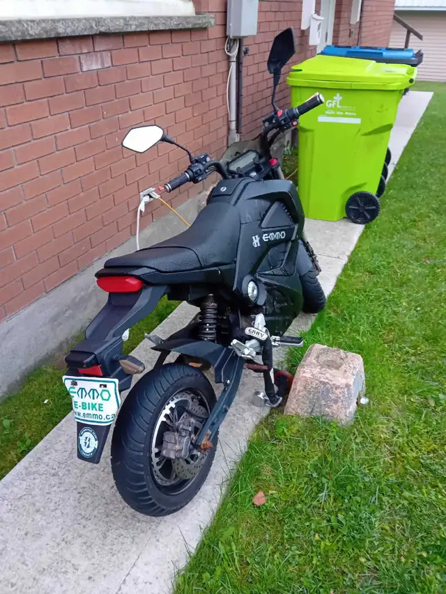 Emmo E-bike - Knight in eBike in Sault Ste. Marie - Image 2