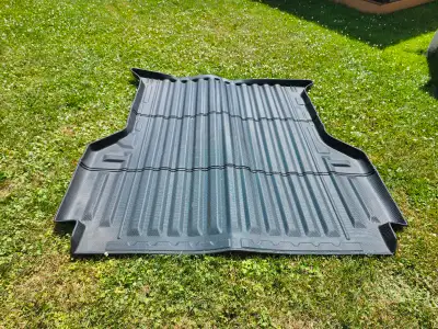 Ranger box mat for sale. Used 1 year . Paid over 200. Asking 125 OBO. Fit perfectly in 2024 Ranger b...