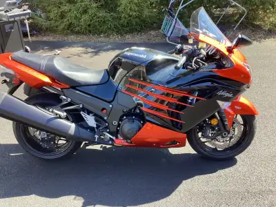 2014 ZX 14 Kawasaki motorcycle Mint condition 5000 kms Rarely used the past seven years Brand new ti...