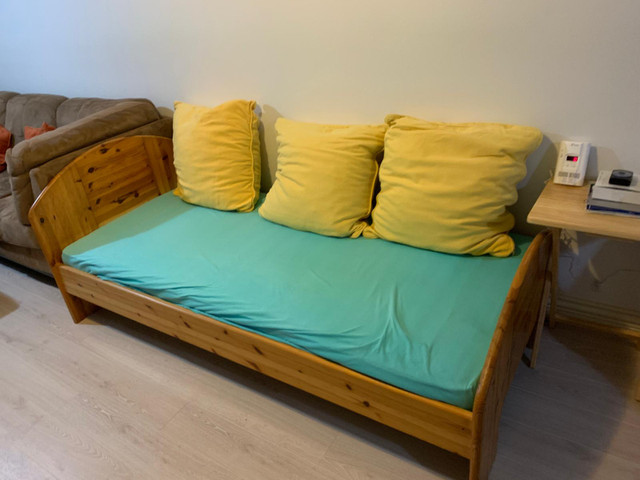 Kid's Bed FOR FREE in Free Stuff in North Shore - Image 2
