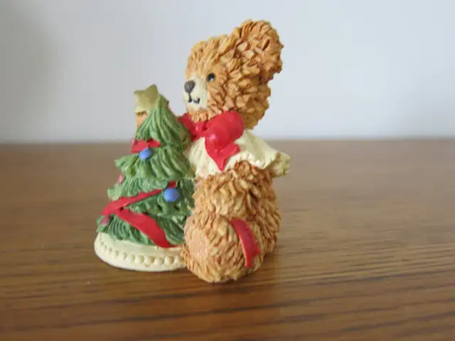 BAINBRIDGE BEAR with CHRISTMAS TREE, brand new in Arts & Collectibles in Calgary - Image 3
