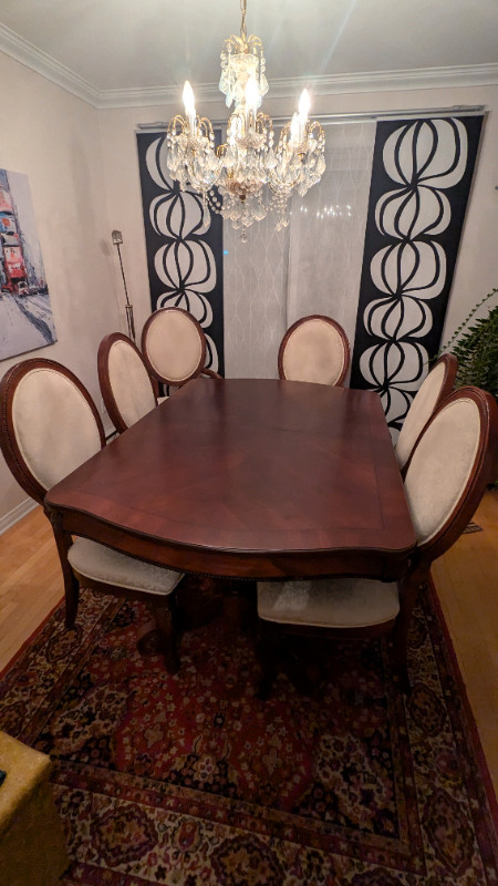 Set de salle à manger en bois - wood  and upholstery Dining set dans Mobilier de salle à manger et cuisine  à Laval/Rive Nord - Image 2