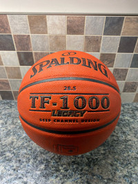 SPALDING LEGACY 28.5