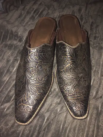 Shoes size 8 Mules, View more