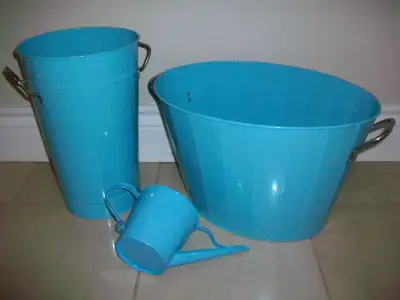 Jardinières / Cuve / Corbeille / Sceau / Arrosoir Set 3pc NEUF, View more