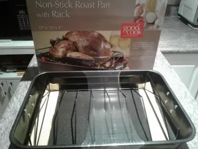 Roasting pan Brand new in box, View more