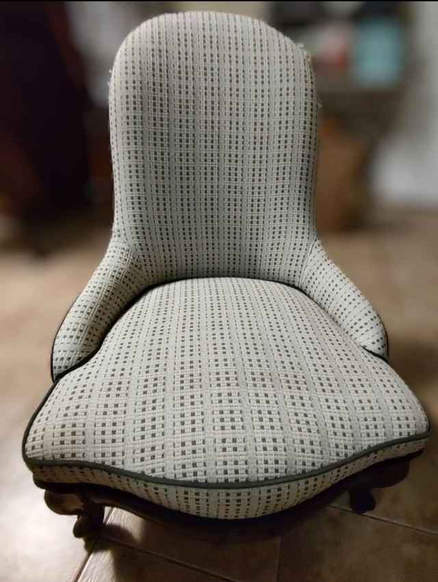 Vintage Decorative Chair in Chairs & Recliners in City of Toronto