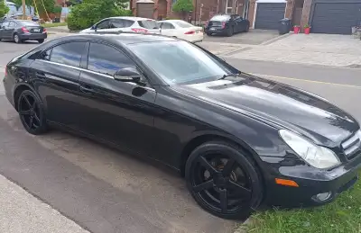 Sporty 2009 Cls550, AMG package, 4 door coupe, 5.5L engine (larger than mustang GT). Freshly detaile...