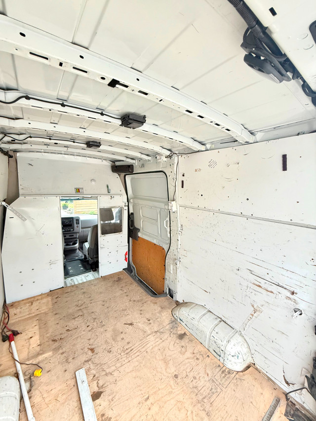 2017 NISSAN NV 2500HD Cargo Van in Cars & Trucks in Hamilton - Image 2