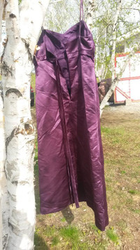 beautiful purple dress size 18