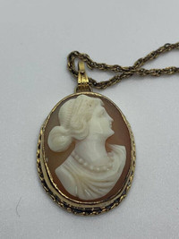 Cameo Pendant Necklace