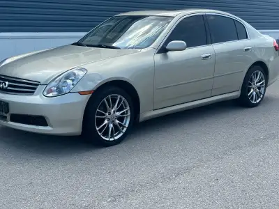 Sold as is !!For fix or part s , engine transmission strong , all electronics air conditioning,Every...