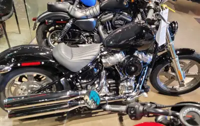 This bike is brand new, purchased from Premont Harley dealership. Brought from dealer to shop and on...