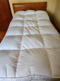 Down and Feather Mattress Topper for Twin Bed