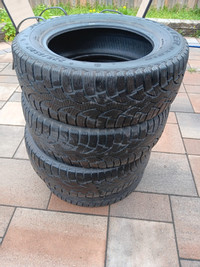 4 Snow tires 225/65R 17