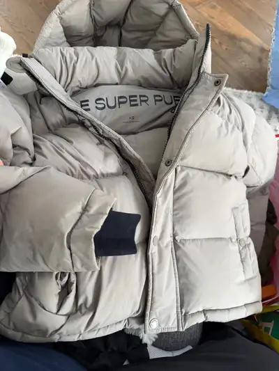 Aritzia super puff extra small - shorty, View more