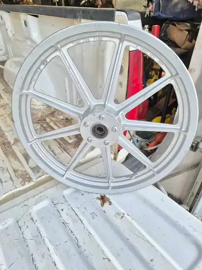 harley 19" 9 spoke wheel, View more