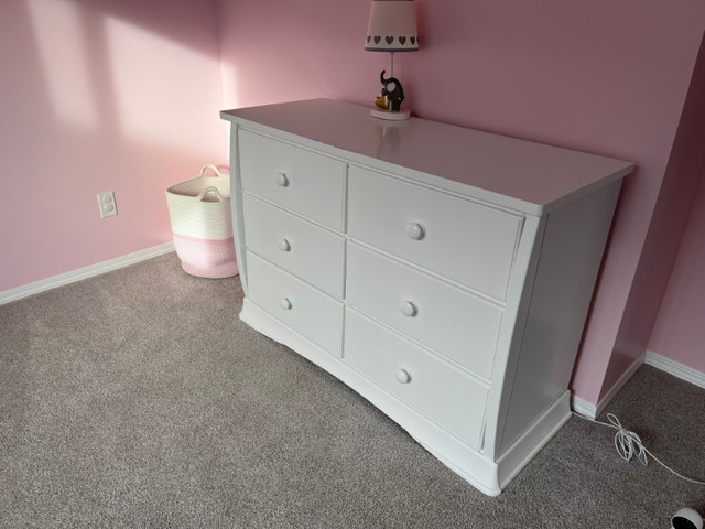 Charlie 6 Drawer Double Baby Dresser - Great Condition in Dressers & Wardrobes in Calgary - Image 2