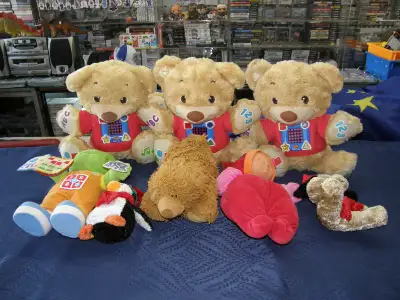 Lot de Toutou Ourson (3) et Grenouille Électronique pour Enfant - 15$ pour tout le lot
