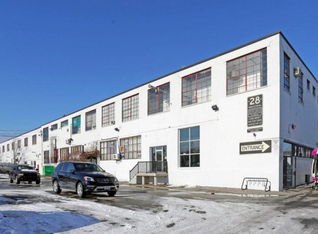 Industrial /commercial studio loft for lease Leaside  in Commercial & Office Space for Rent in City of Toronto