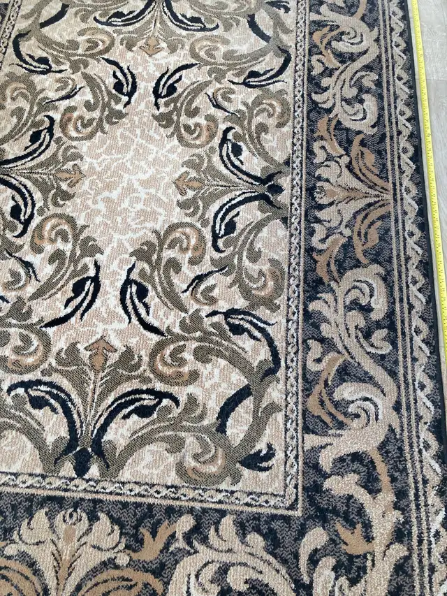 Decorative Area Rug in Rugs, Carpets & Runners in Ottawa - Image 4