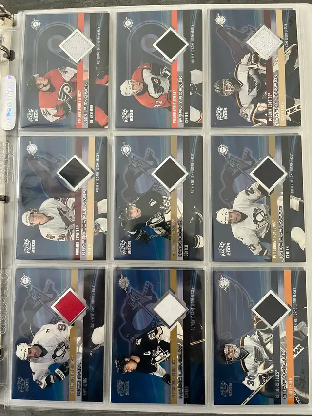 2004-05 Pacific jersey hockey cards 1-44 in Arts & Collectibles in Gatineau - Image 8