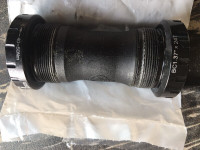 New bottom bracket for bicycle FSA BB-4000