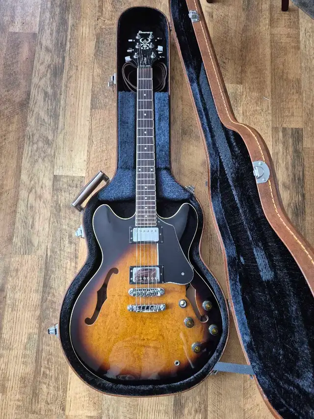 Ibanez As80 Artist 1986 in Guitars in Sherbrooke - Image 2