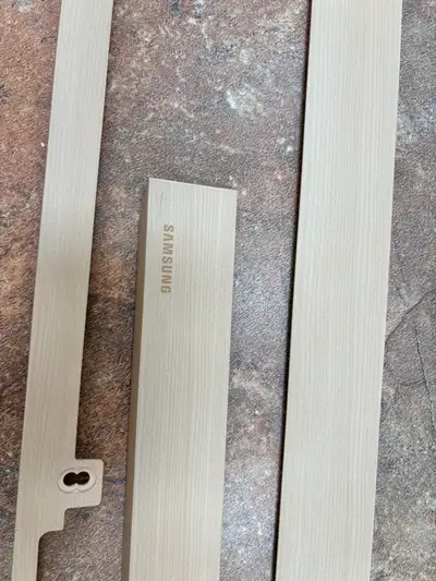 Samsung Frame wood bezel 65” 2020 model, View more